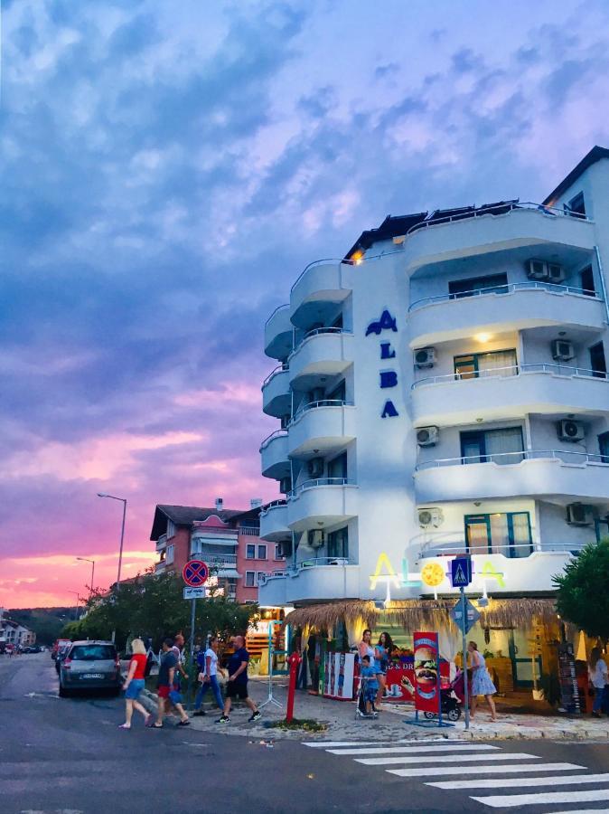 Alba Family Club Hotel Primorsko Exteriör bild
