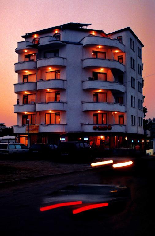 Alba Family Club Hotel Primorsko Rum bild
